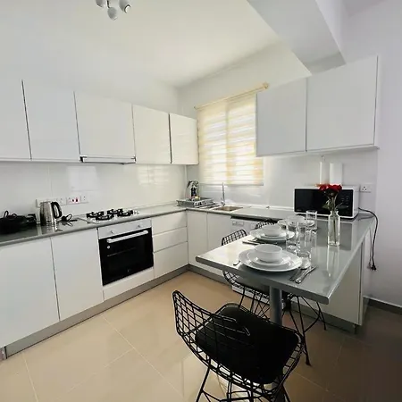 Tiberius In Caesar Resort&spa,long Beach Apartament Agios Georgios (Famagusta)